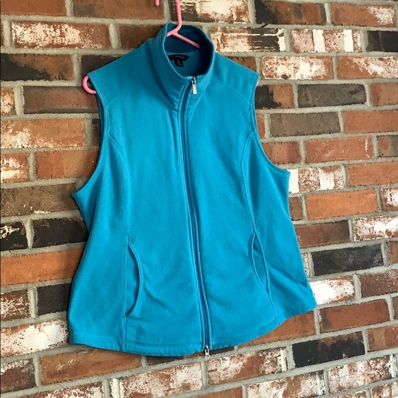Lands end turquoise fleece vest! - Picture 1 of 4